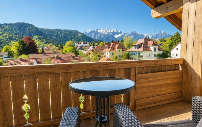 Ausblick aus Doppelzimmer Komfort auf Füssener Altstadt Ausblick aus Doppelzimmer Komfort auf Füssener Altstadt mit hohem Schloss